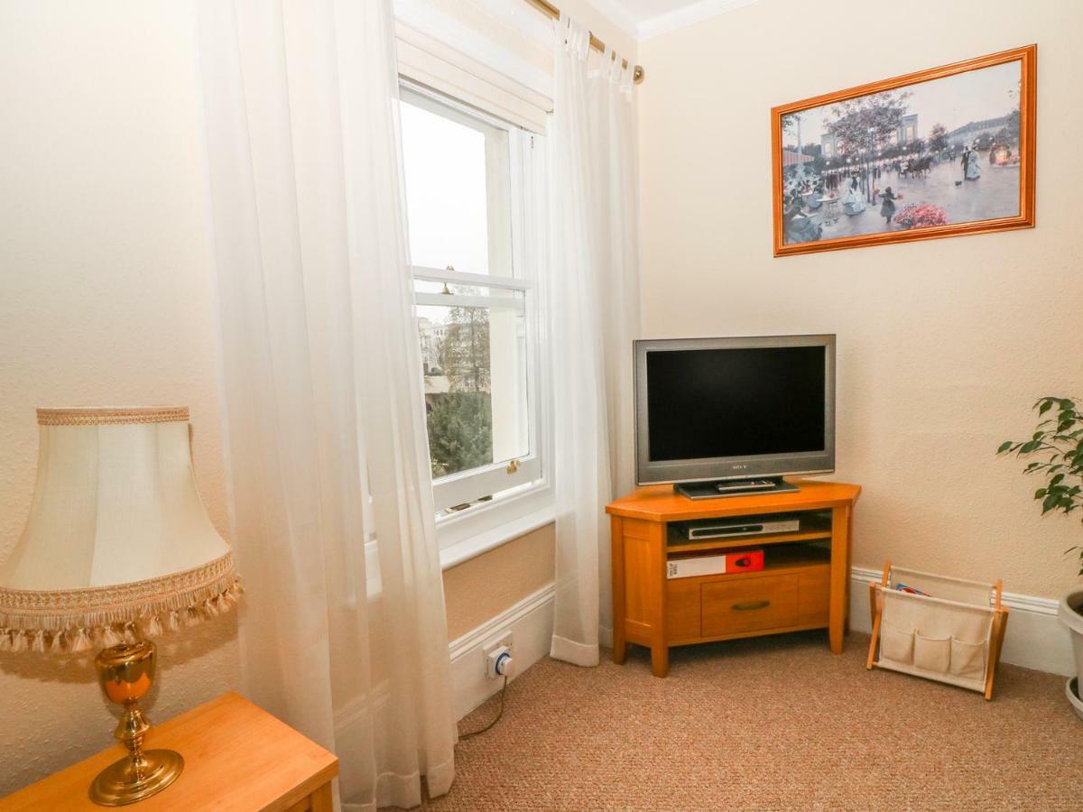 Saltwood Apartment อีสต์บอร์น ภายนอก รูปภาพ